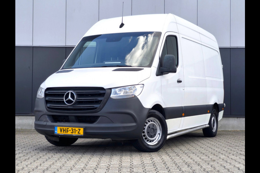 Mercedes-Benz Sprinter 316 RWD AUTOMAAT 3500KG TREKHAAK L2H2 AIRCO CRUISE