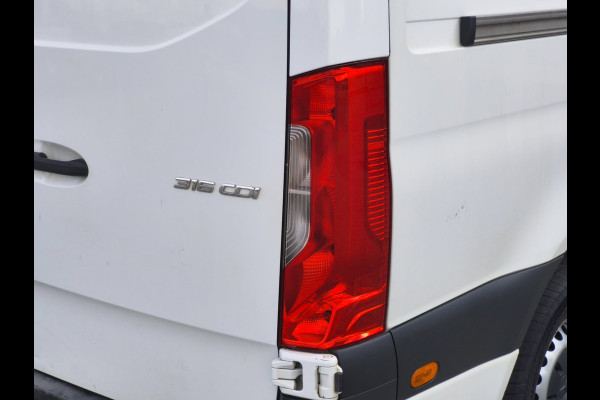 Mercedes-Benz Sprinter 316 RWD AUTOMAAT 3500KG TREKHAAK L2H2 AIRCO CRUISE