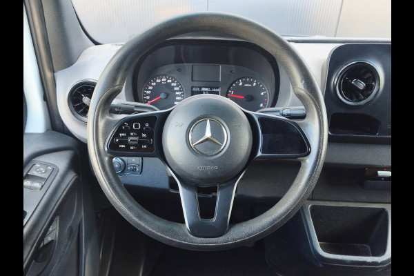 Mercedes-Benz Sprinter 316 RWD AUTOMAAT 3500KG TREKHAAK L2H2 AIRCO CRUISE