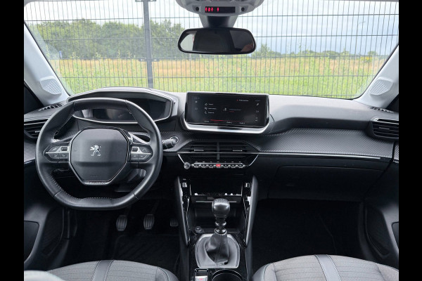 Peugeot 208 1.2 PureTech Blue Lease Allure | Camera | PDC | Carplay |