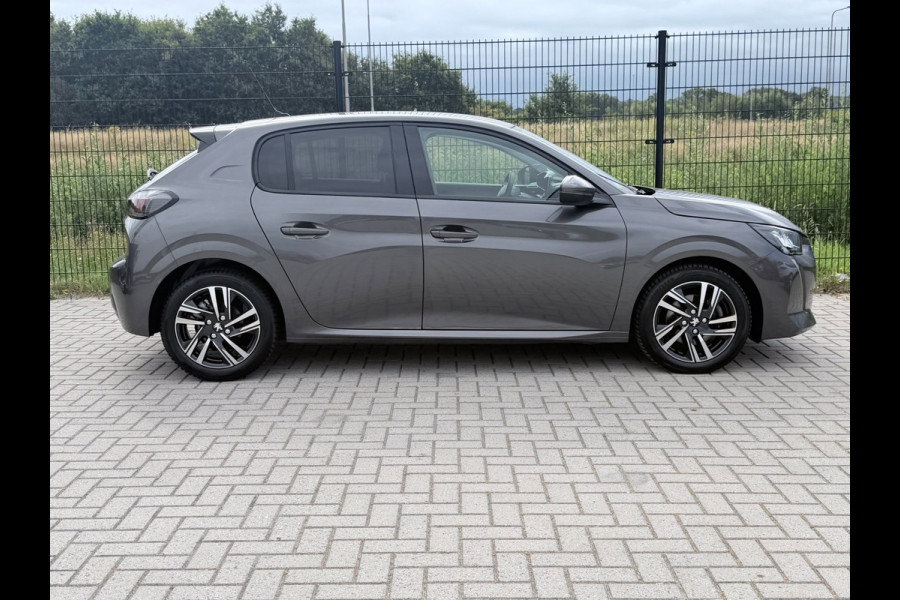 Peugeot 208 1.2 PureTech Blue Lease Allure | Camera | PDC | Carplay |