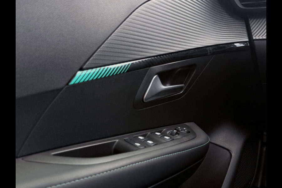 Peugeot 208 1.2 PureTech Blue Lease Allure | Camera | PDC | Carplay |