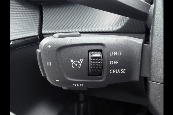 Peugeot 208 1.2 PureTech Blue Lease Allure | Camera | PDC | Carplay |