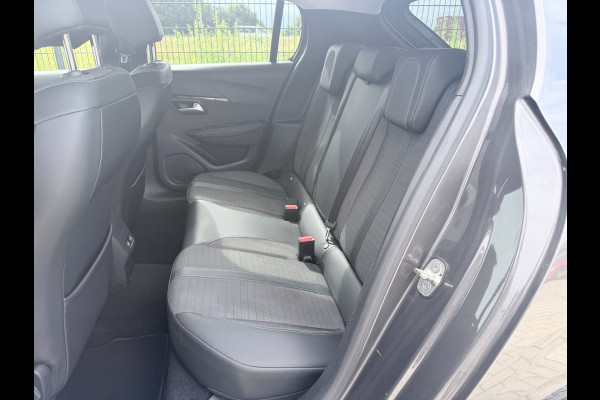Peugeot 208 1.2 PureTech Blue Lease Allure | Camera | PDC | Carplay |