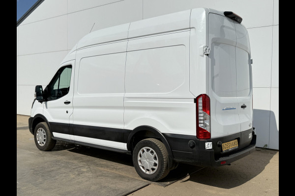 Ford E-Transit 68kWh 184PK L2H3 317km WLTP 97.3% (SOH) BEV Snelladen 360° Camera Climate Control Cruise Control Navigatie Carplay Parkeersensoren v+a