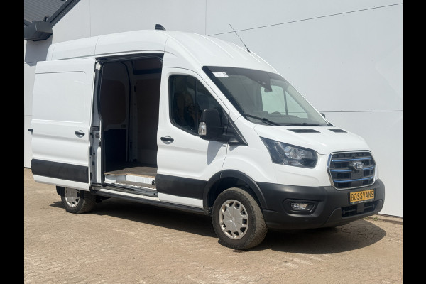 Ford E-Transit 68kWh 184PK L2H3 317km WLTP 97.3% (SOH) BEV Snelladen 360° Camera Climate Control Cruise Control Navigatie Carplay Parkeersensoren v+a