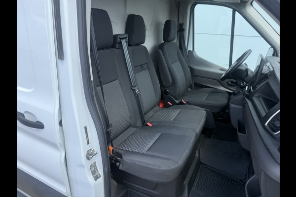 Ford E-Transit 68kWh 184PK L2H3 317km WLTP 97.3% (SOH) BEV Snelladen 360° Camera Climate Control Cruise Control Navigatie Carplay Parkeersensoren v+a