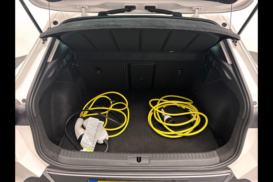 CUPRA Formentor 1.4 e-Hybrid Business | Dealeronderhouden | Adaptieve Cruise/Control | Camera | Carplay Stoel/Stuur verwarming |