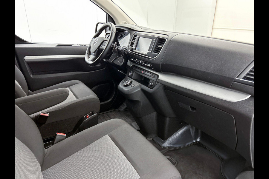Opel Vivaro 145pk Automaat Dubbele Cabine L3H1 Navigatie Apple Carplay Cruise control Trekhaak
