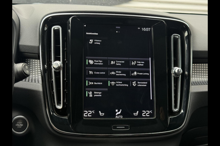 Volvo XC40 2.0 T5 AWD R-Design Intro Edition 1e Eigenaar|Pano|H&K|Camera|Trekhaak|Adap Cruise|Stuur+Stoel verw V+A|Carplay|Elek Achterklep|PDC V+A|N.A.P|APK tot 04-2027