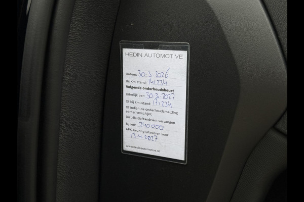 Volvo XC40 2.0 T5 AWD R-Design Intro Edition 1e Eigenaar|Pano|H&K|Camera|Trekhaak|Adap Cruise|Stuur+Stoel verw V+A|Carplay|Elek Achterklep|PDC V+A|N.A.P|APK tot 04-2027