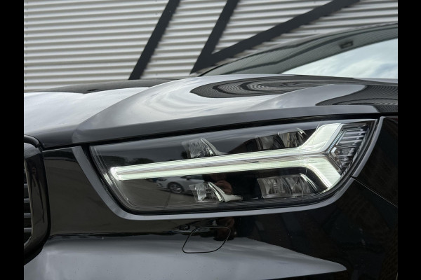 Volvo XC40 2.0 T5 AWD R-Design Intro Edition 1e Eigenaar|Pano|H&K|Camera|Trekhaak|Adap Cruise|Stuur+Stoel verw V+A|Carplay|Elek Achterklep|PDC V+A|N.A.P|APK tot 04-2027