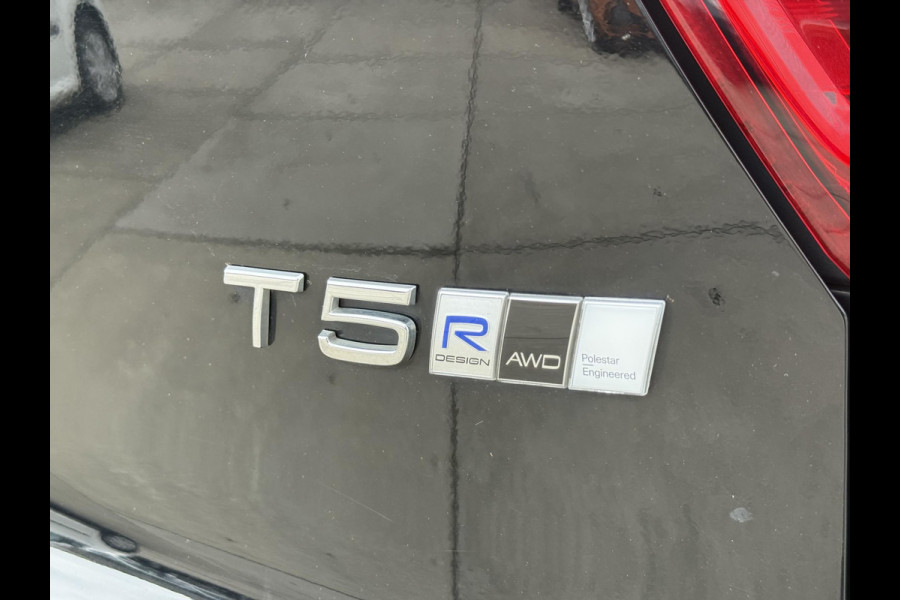 Volvo XC40 2.0 T5 AWD R-Design Intro Edition 1e Eigenaar|Pano|H&K|Camera|Trekhaak|Adap Cruise|Stuur+Stoel verw V+A|Carplay|Elek Achterklep|PDC V+A|N.A.P|APK tot 04-2027