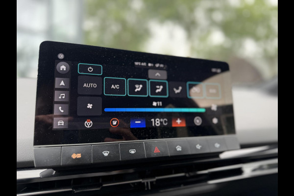MG Mg4 electric Luxury 64 kWh MG GARANTIE T/M 07-2031| ELEK. STOEL| STOEL + STUURVERWARMING | KEYLESS|  DODE HOEK| VOL OPTIES