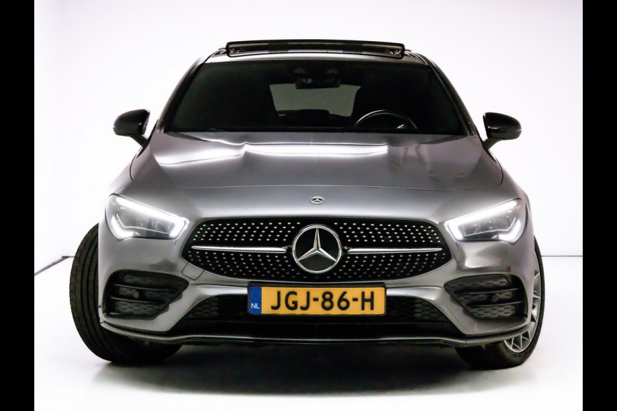 Mercedes-Benz CLA-Klasse Shooting Brake 250 e AMG Line Night Pack 218 PK | Panoramadak | 19 inch | Stoelverwarming | Navigatie | Sfeerverlichting Camera, Car-play, Afn. trekhaak, Multibeam led