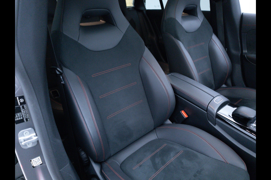 Mercedes-Benz CLA-Klasse Shooting Brake 250 e AMG Line Night Pack 218 PK | Panoramadak | 19 inch | Stoelverwarming | Navigatie | Sfeerverlichting Camera, Car-play, Afn. trekhaak, Multibeam led