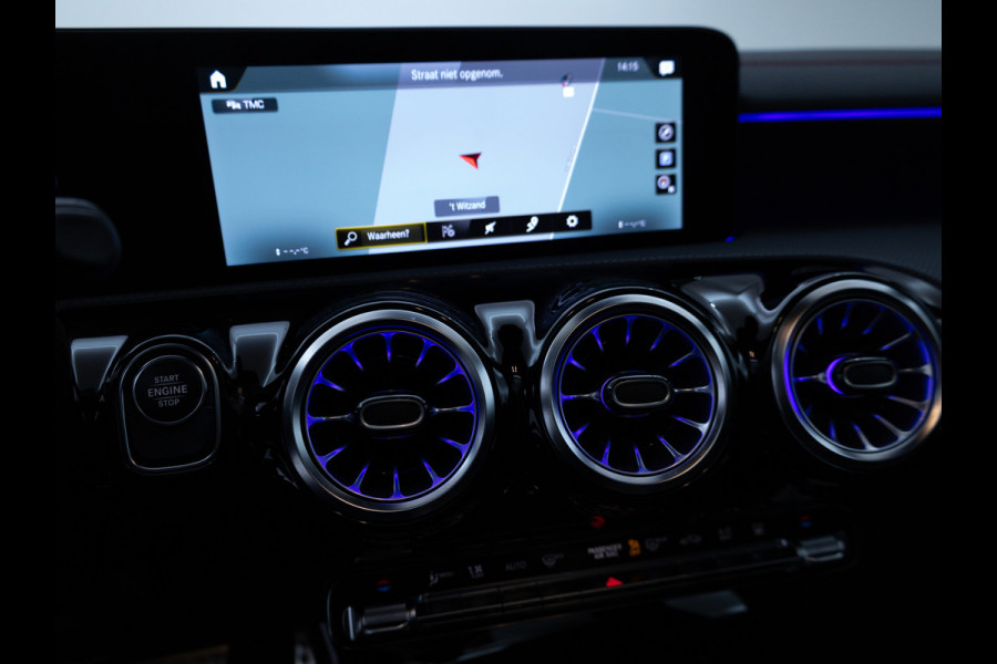 Mercedes-Benz CLA-Klasse Shooting Brake 250 e AMG Line Night Pack 218 PK | Panoramadak | 19 inch | Stoelverwarming | Navigatie | Sfeerverlichting Camera, Car-play, Afn. trekhaak, Multibeam led