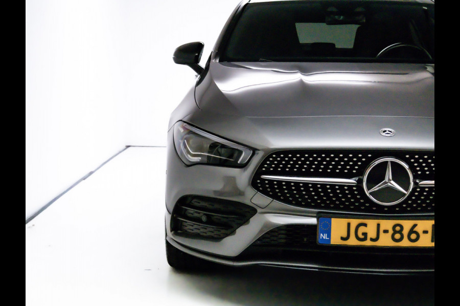 Mercedes-Benz CLA-Klasse Shooting Brake 250 e AMG Line Night Pack 218 PK | Panoramadak | 19 inch | Stoelverwarming | Navigatie | Sfeerverlichting Camera, Car-play, Afn. trekhaak, Multibeam led