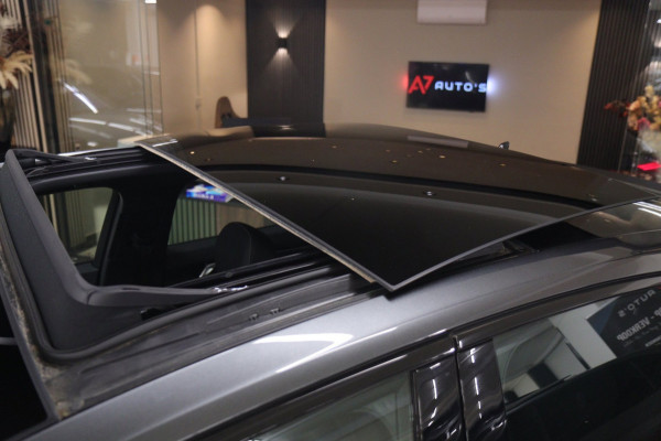 Audi Q3 45 TFSI e 3X S-Line /PANO/CARPLAY/KEYLES/STOELV/BOMVOL