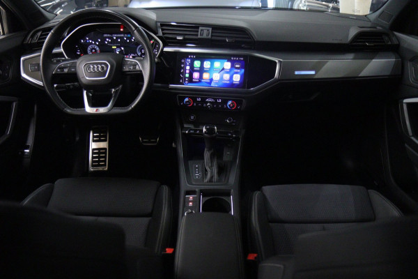 Audi Q3 45 TFSI e 3X S-Line /PANO/CARPLAY/KEYLES/STOELV/BOMVOL