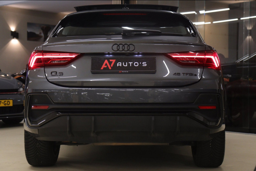 Audi Q3 45 TFSI e 3X S-Line /PANO/CARPLAY/KEYLES/STOELV/BOMVOL