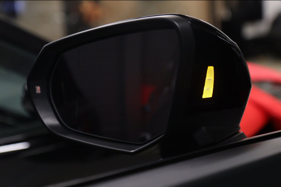 Audi Q3 45 TFSI e 3X S-Line /PANO/CARPLAY/KEYLES/STOELV/BOMVOL