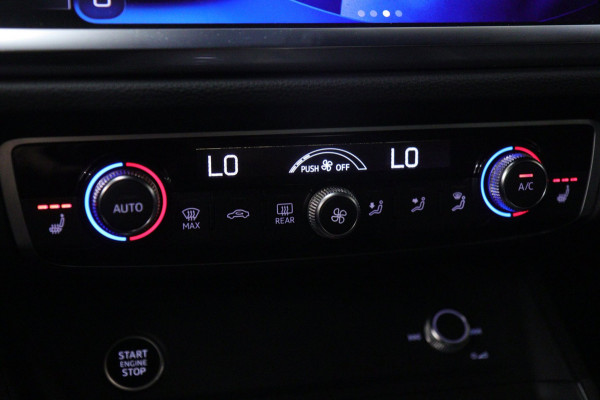 Audi Q3 45 TFSI e 3X S-Line /PANO/CARPLAY/KEYLES/STOELV/BOMVOL