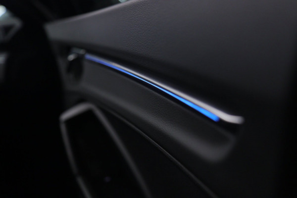 Audi Q3 45 TFSI e 3X S-Line /PANO/CARPLAY/KEYLES/STOELV/BOMVOL