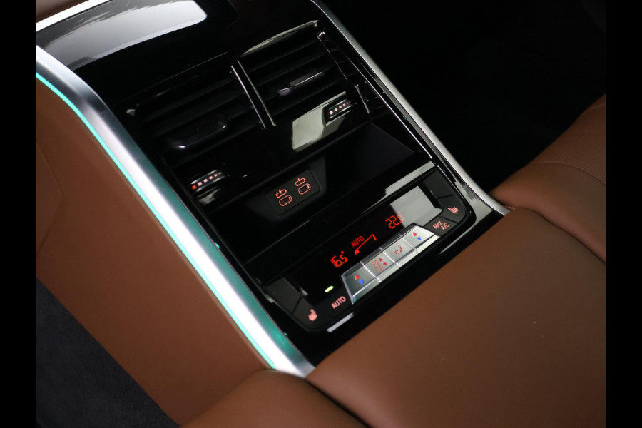 BMW M8 COMPETITION 626 PK IRISH GREEN + BOWERS & WILKINS | KERAMISCHE REMMEN