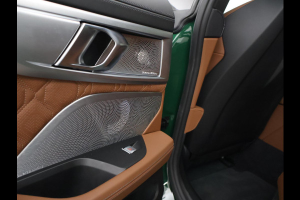 BMW M8 COMPETITION 626 PK IRISH GREEN + BOWERS & WILKINS | KERAMISCHE REMMEN