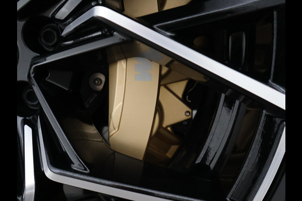 BMW M8 COMPETITION 626 PK IRISH GREEN + BOWERS & WILKINS | KERAMISCHE REMMEN