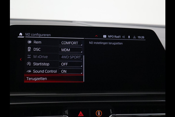 BMW M8 COMPETITION 626 PK IRISH GREEN + BOWERS & WILKINS | KERAMISCHE REMMEN