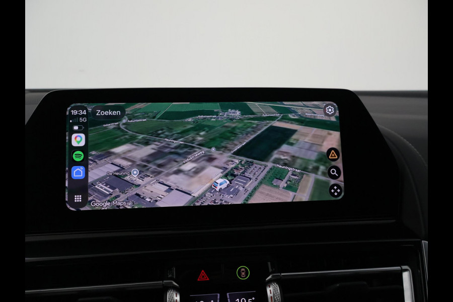 BMW M8 COMPETITION 626 PK IRISH GREEN + BOWERS & WILKINS | KERAMISCHE REMMEN