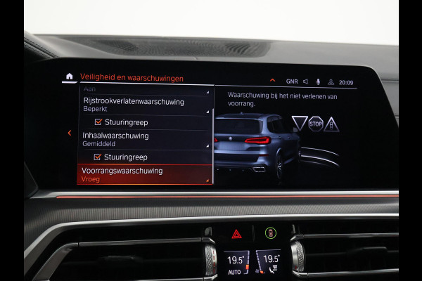 BMW X5 xDrive45e 394 PK H.E. M-SPORT + LUCHTVERING | ADAPTIVE CRUISE | PANORAMA | 360 CAMERA | 22 INCH
