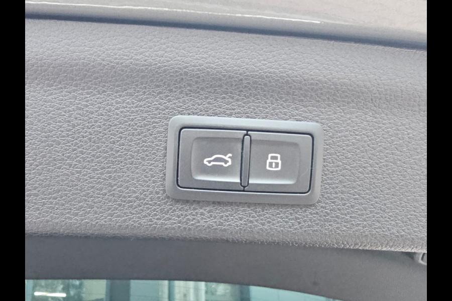 Audi Q3 35 TFSI S edition | Automaat | Navi | Pano | Virtual cockpit | Camera | Keyless |