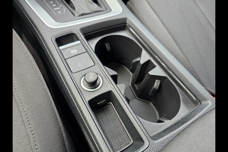 Audi Q3 35 TFSI S edition | Automaat | Navi | Pano | Virtual cockpit | Camera | Keyless |