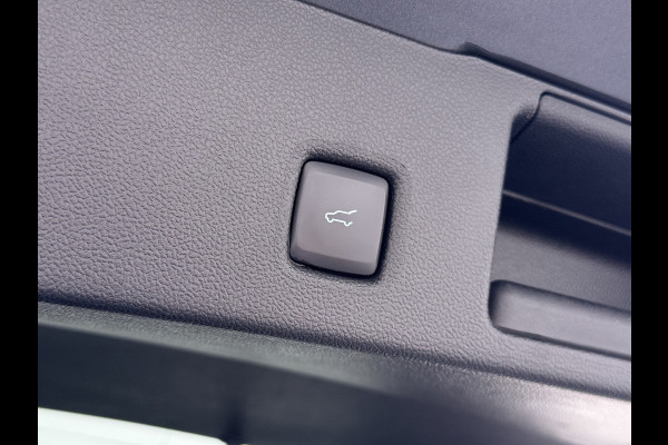 Ford Kuga 2.5 PHEV Hybrid ST-Line Camera Stoel+Achterbankverwarming Winterpakket Pdc Elek.Achterklep Privacy Glas Lmv Led Isofix Acc Lane assist
