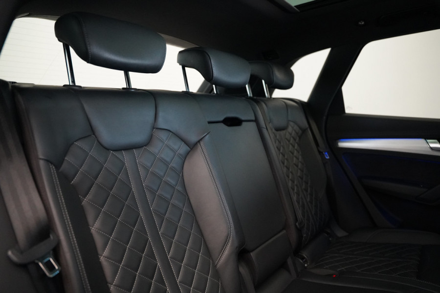 Audi Q5 55 TFSI e quattro Competition Virtual Cockpit B&O 3x S-Line Achter Stoelverw