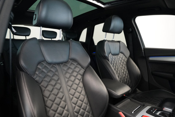 Audi Q5 55 TFSI e quattro Competition Virtual Cockpit B&O 3x S-Line Achter Stoelverw