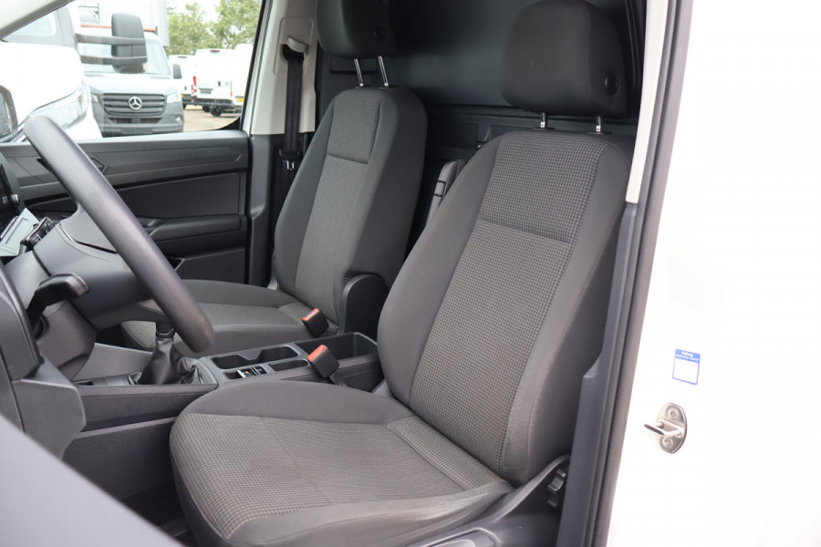 Volkswagen Caddy 1.5 TSI 115pk Camera Trekhaak Apple Carplay