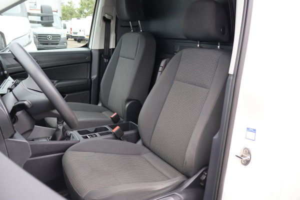 Volkswagen Caddy 1.5 TSI 115pk Camera Trekhaak Apple Carplay