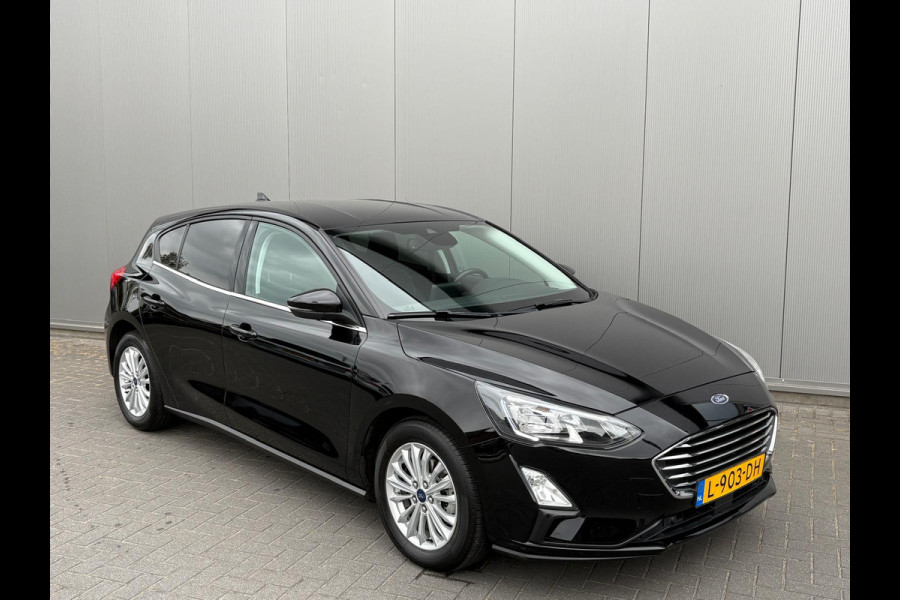 Ford Focus 125PK EcoB. Automaat Titanium Carplay-android/Navigatie/Parkeerhulp/Camera/Keyfree