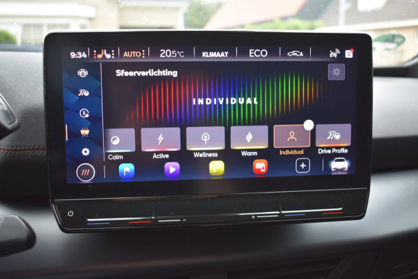 CUPRA Born Business One 62 kWh SOH 91,6% | CAMERA | ACC | SFEERVERLICHTING | NAP | APPLE CARPLAY | ANDROID AUTO