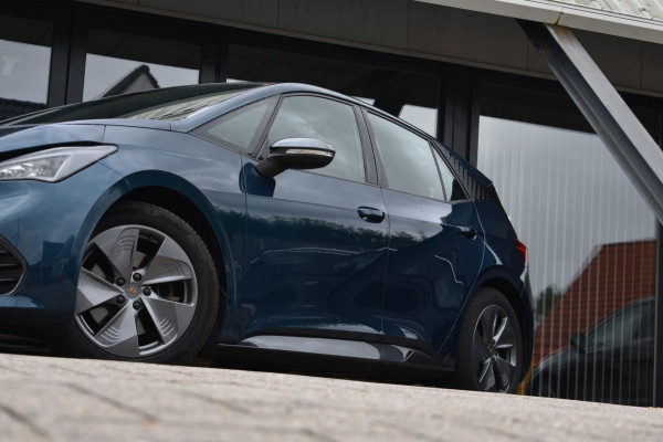 CUPRA Born Business One 62 kWh SOH 91,6% | CAMERA | ACC | SFEERVERLICHTING | NAP | APPLE CARPLAY | ANDROID AUTO