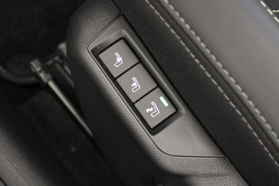 Peugeot 2008 1.2 PureTech GT |Pano|Massage|Stoelverw.|