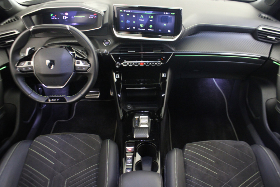 Peugeot 2008 1.2 PureTech GT |Pano|Massage|Stoelverw.|