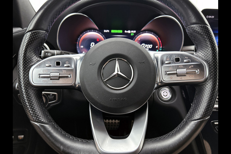 Mercedes-Benz C-Klasse Estate 300 e AMG Line(Dealer OnderH, Camera, Dodehoek, StoelV, Carplay, Parkeersensoren, Etc)