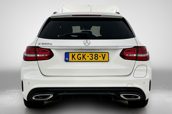 Mercedes-Benz C-Klasse Estate 300 e AMG Line(Dealer OnderH, Camera, Dodehoek, StoelV, Carplay, Parkeersensoren, Etc)