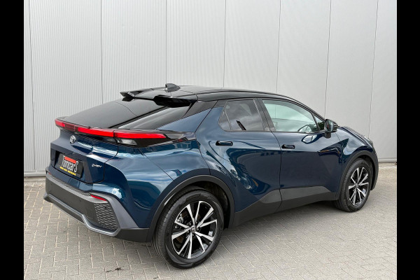 Toyota C-HR 1.8 Hybrid 140PK First Edition Bi-Tone/Winter-pack/Gr.-navigatie/Elektr.klep/Camera/Adapt.-cruise