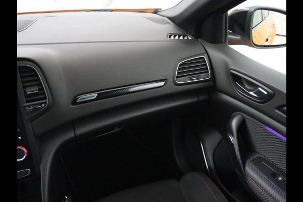 Renault Mégane 1.8 TCe 280 RS | Origineel NL | Head-Up | Carplay | Camera | Keyless | Full LED | Sportstoelen | Park Assist | Dodehoek detectie | Navigatie | Bose Sound | Cruise control | Bluetooth | Climate control